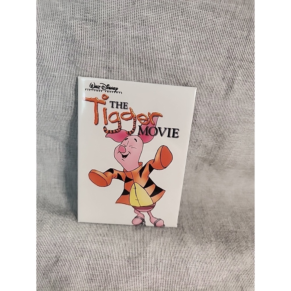 Disney The Tigger Movie Pinback Button Set Winnie the Pooh Piglet Roo 4pc Promo - Picture 4 of 6